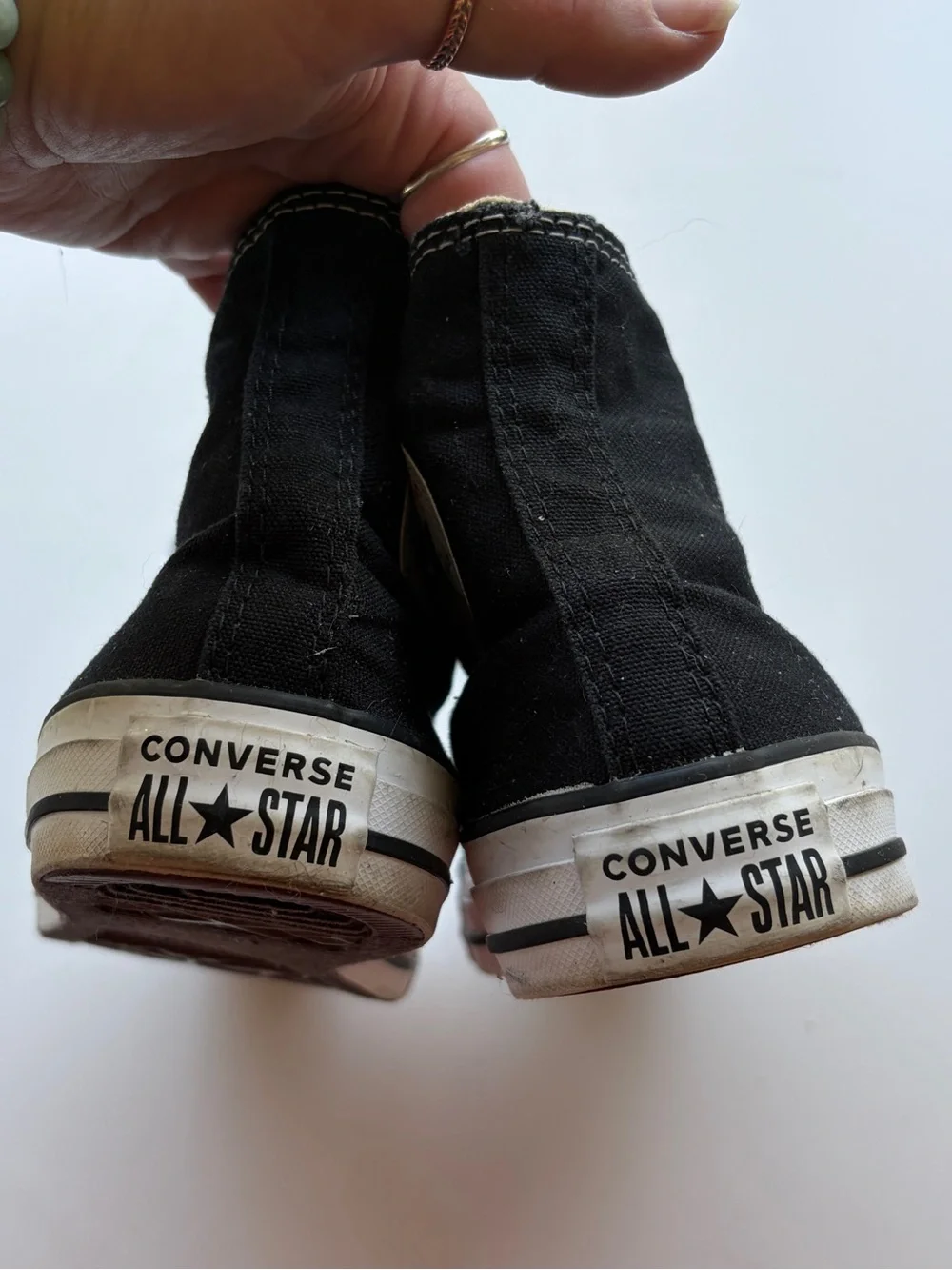 Converse Chuck Taylor All Star High Top Sneakers, women’s size 8/men’s size 6 - Picture 8 of 9